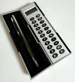 Калькулятор складной с ручкой МЕНАХИРИНИ