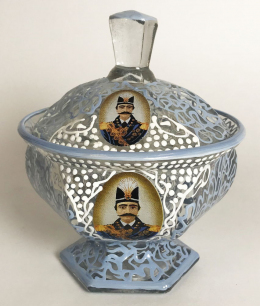 Сахарница с портретом Насир ад-Дина Шаха ( годы правления с 1848-1896 гг. ). Стекло